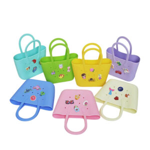 Παιδική Τσάντα Σιλικόνης με Σχέδια – Kids Silicone Handbag with Charms - sukki.gr