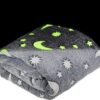 Κουβέρτα που φωσφορίζει στο σκοτάδι - magic blanket 1.25x1.5m - sukki.gr